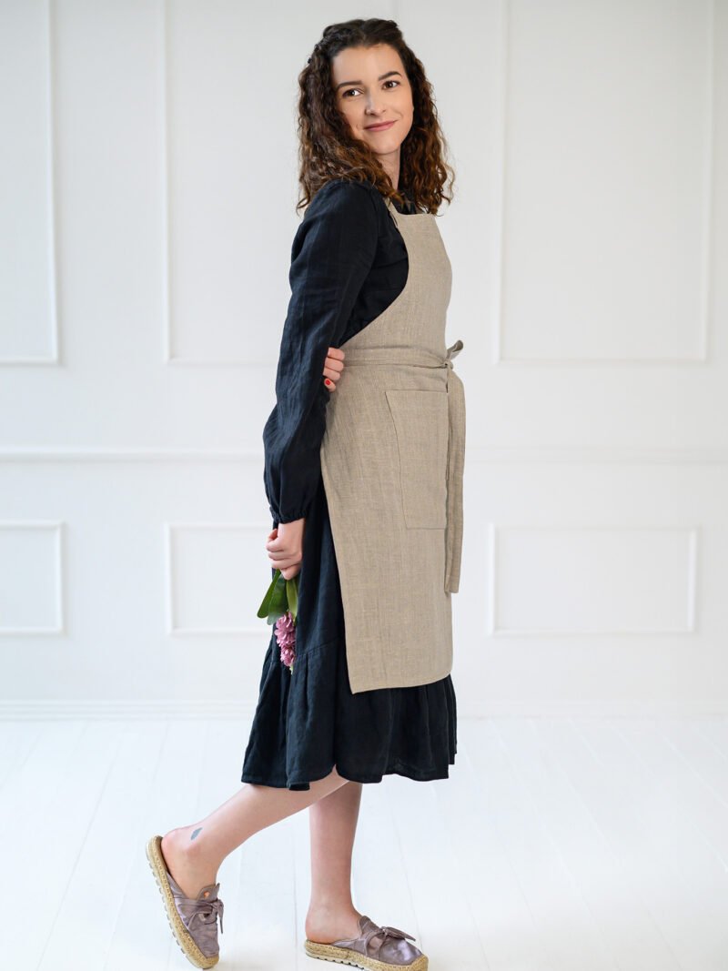 Rough linen apron