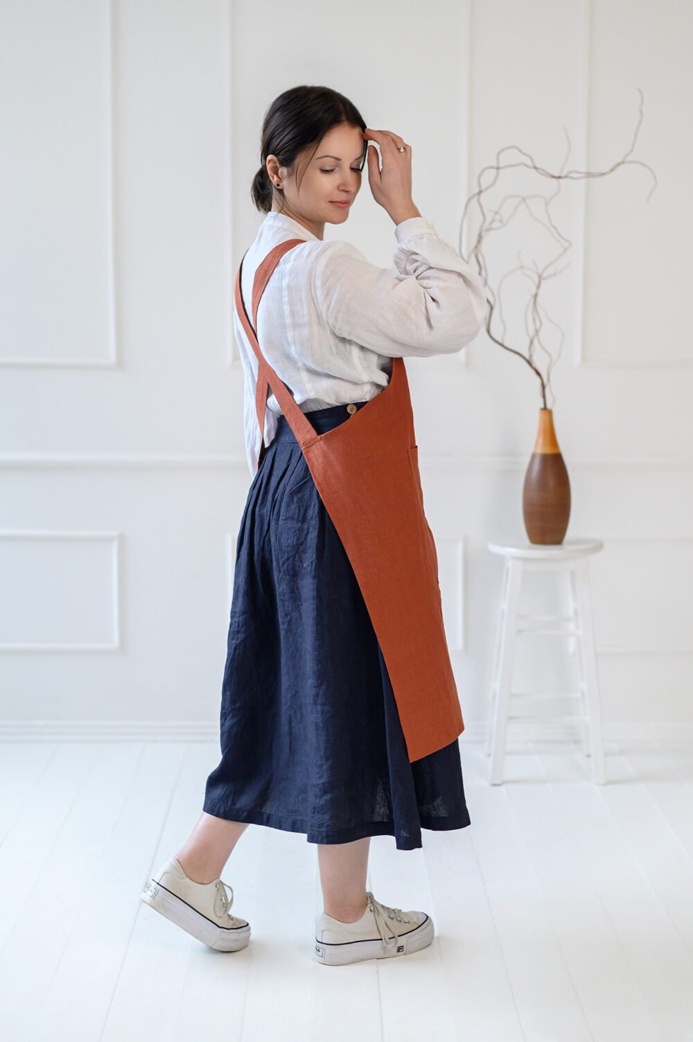 Linen Cross-Back Apron