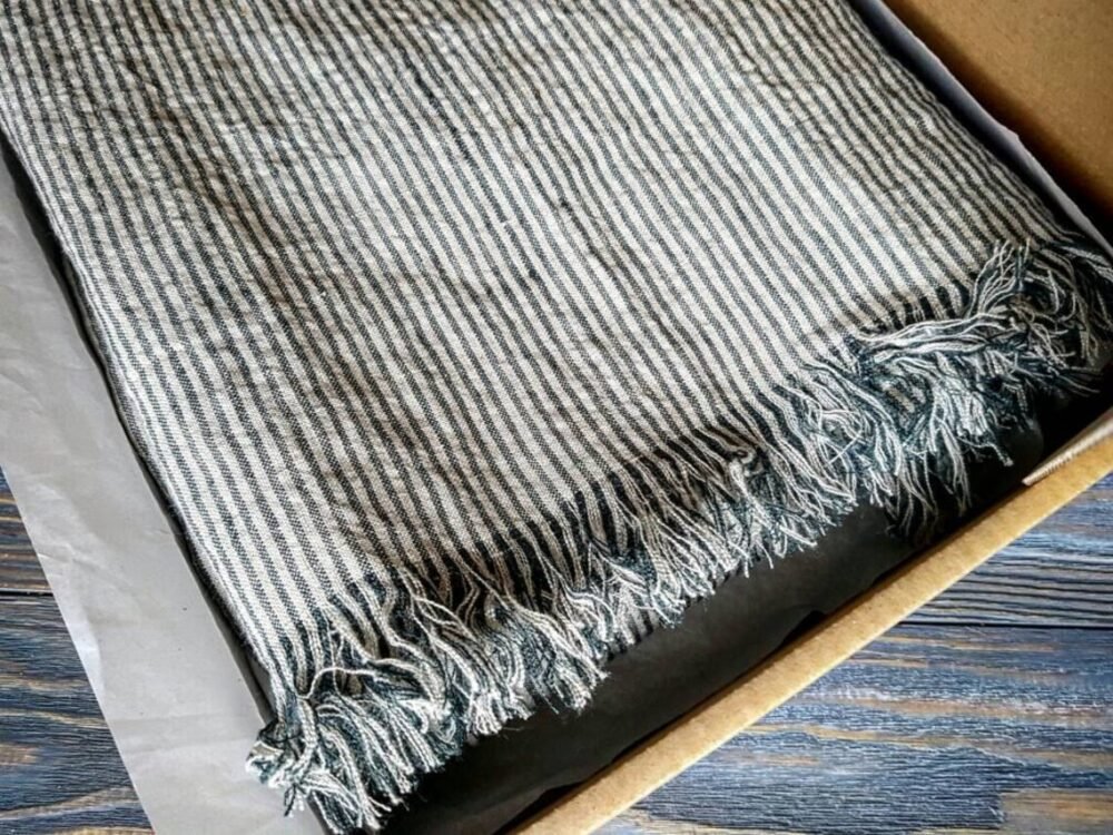 Linen blanket "Stripes"