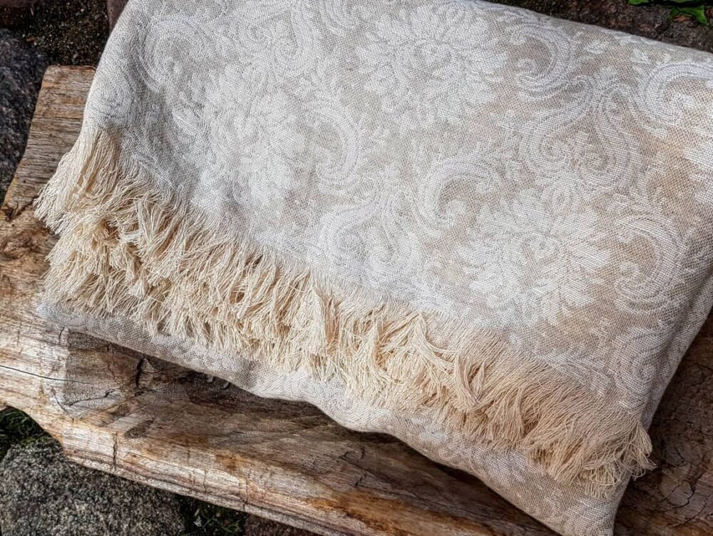 Linen blanket "Damask"