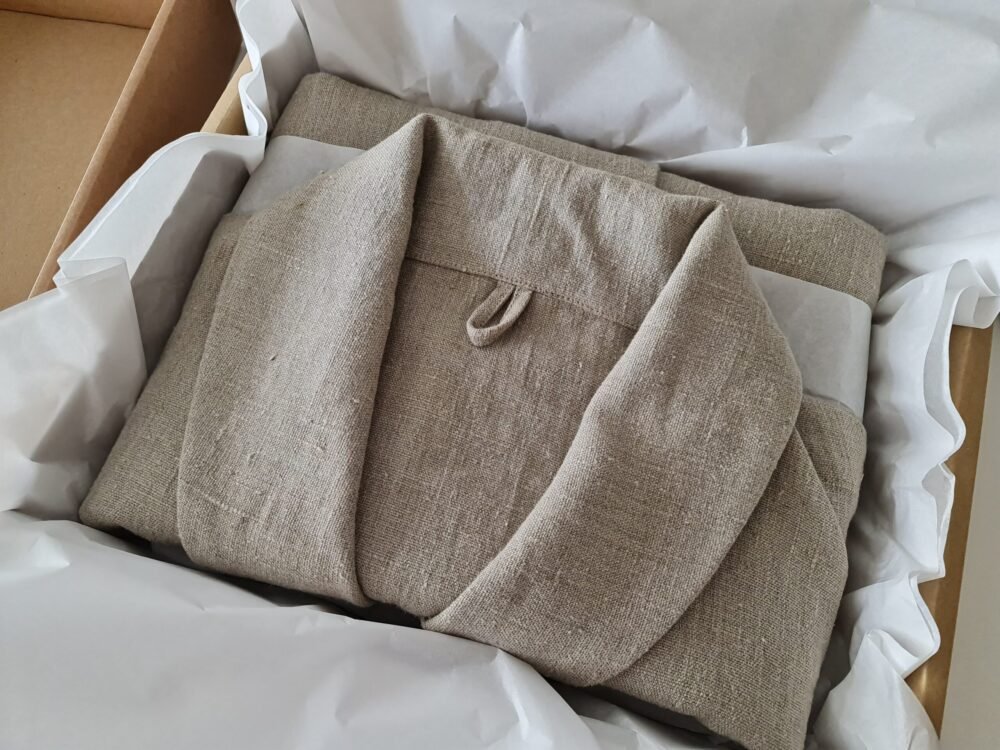 Linen bath robe