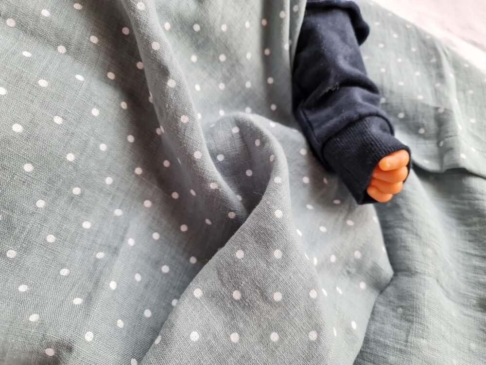 Linen swaddle