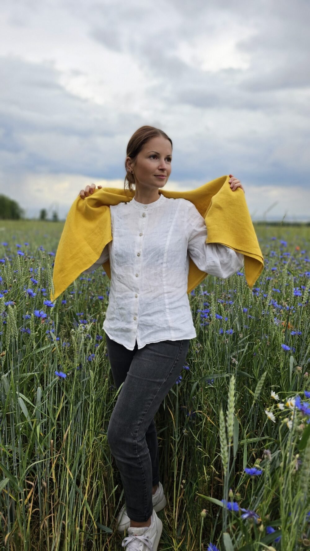 Linen square shawl