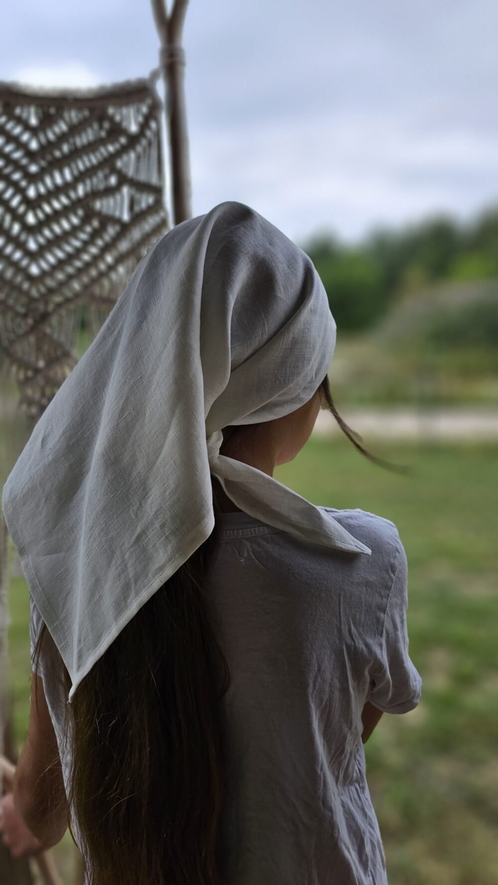 linen triangle scarf