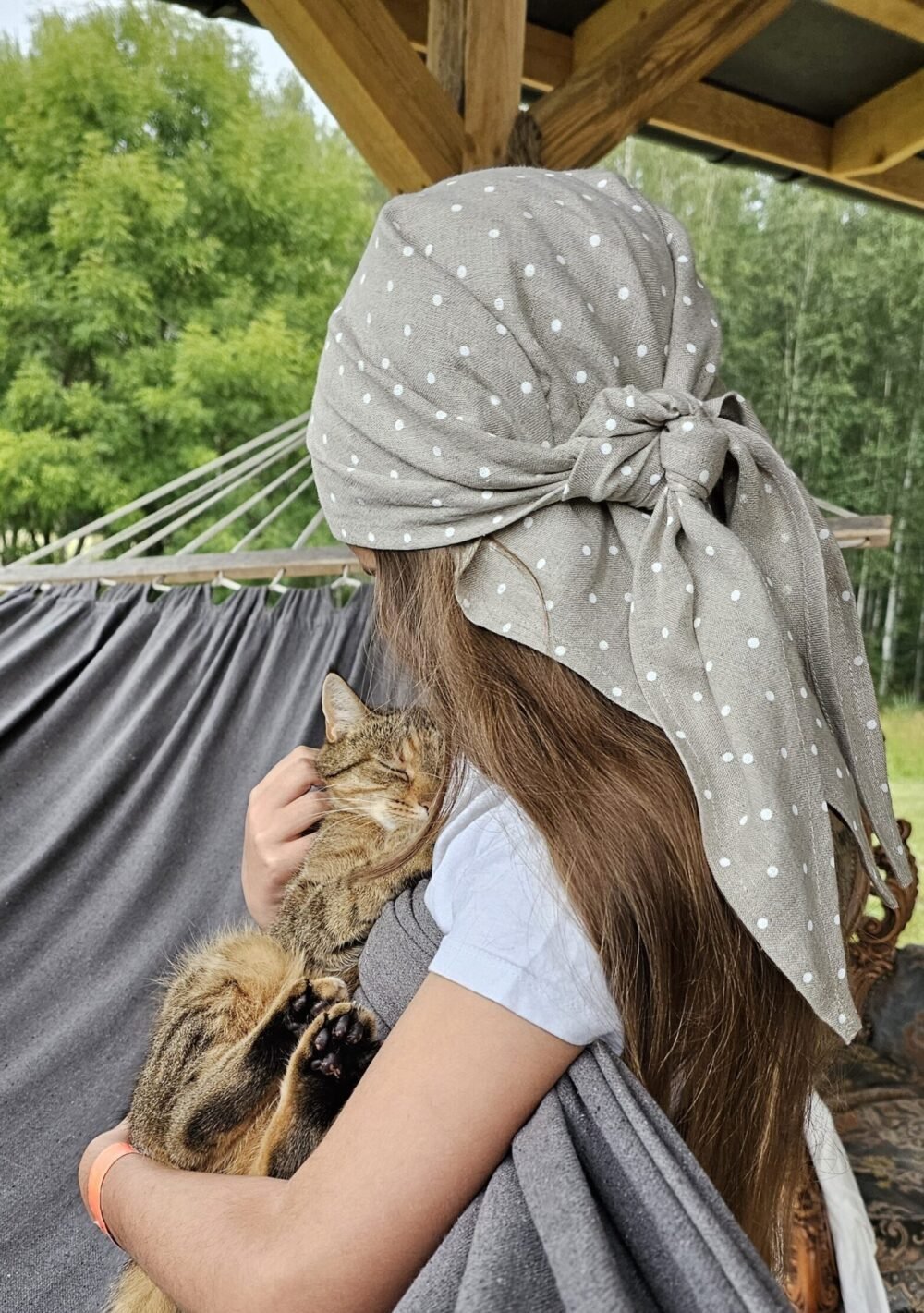 linen triangle scarf