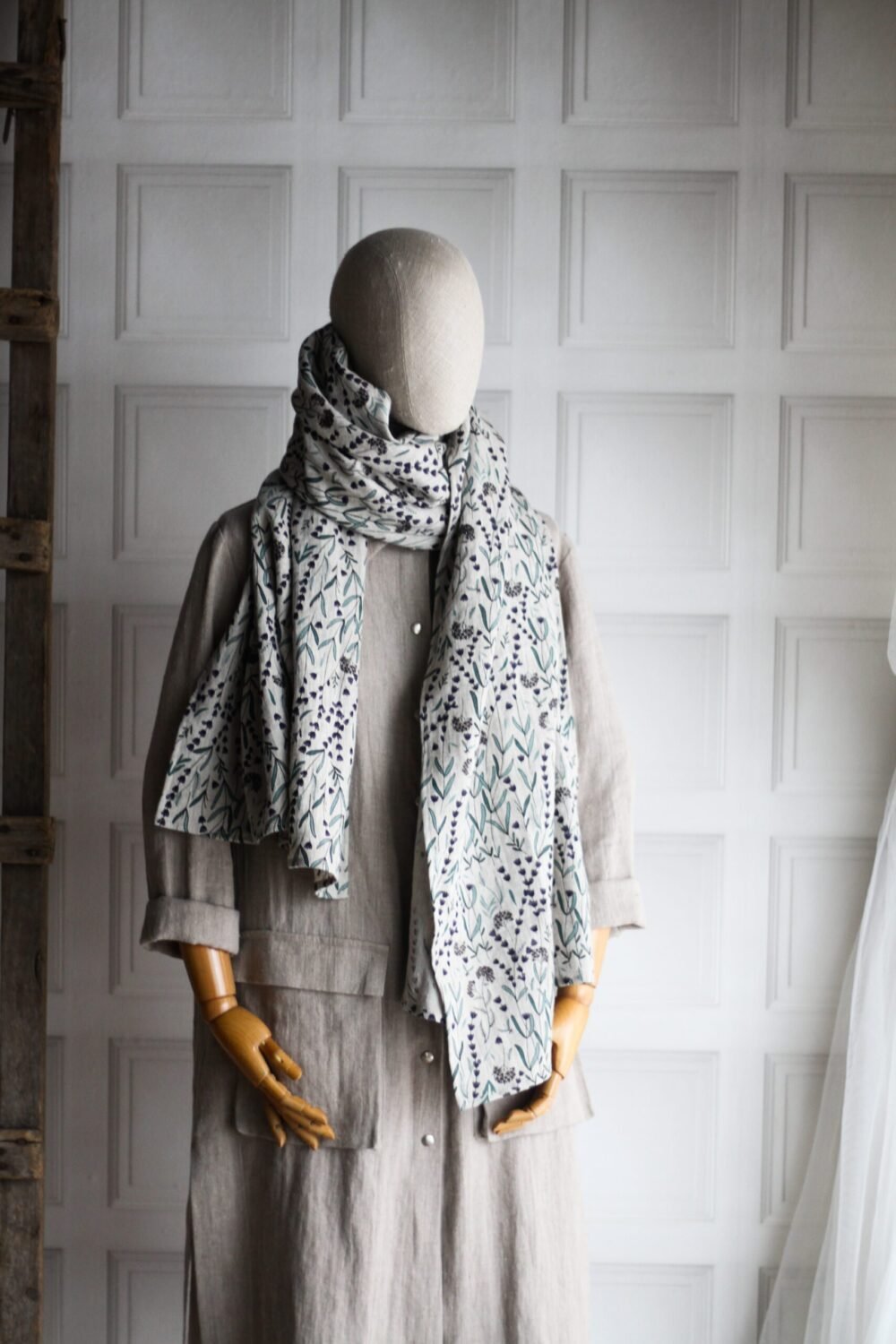 Linen scarf wide lavender