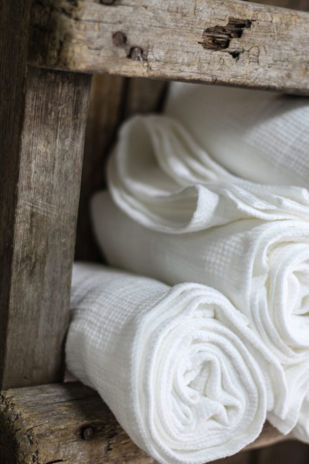 White waffle linen bath towel.