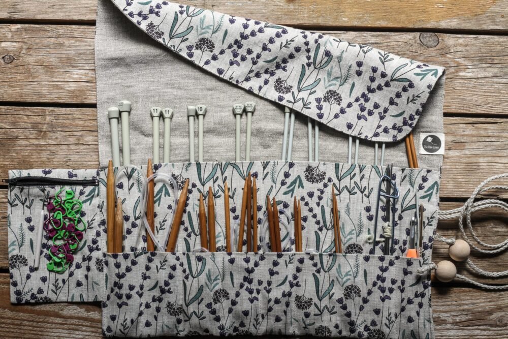 Knitting needle case