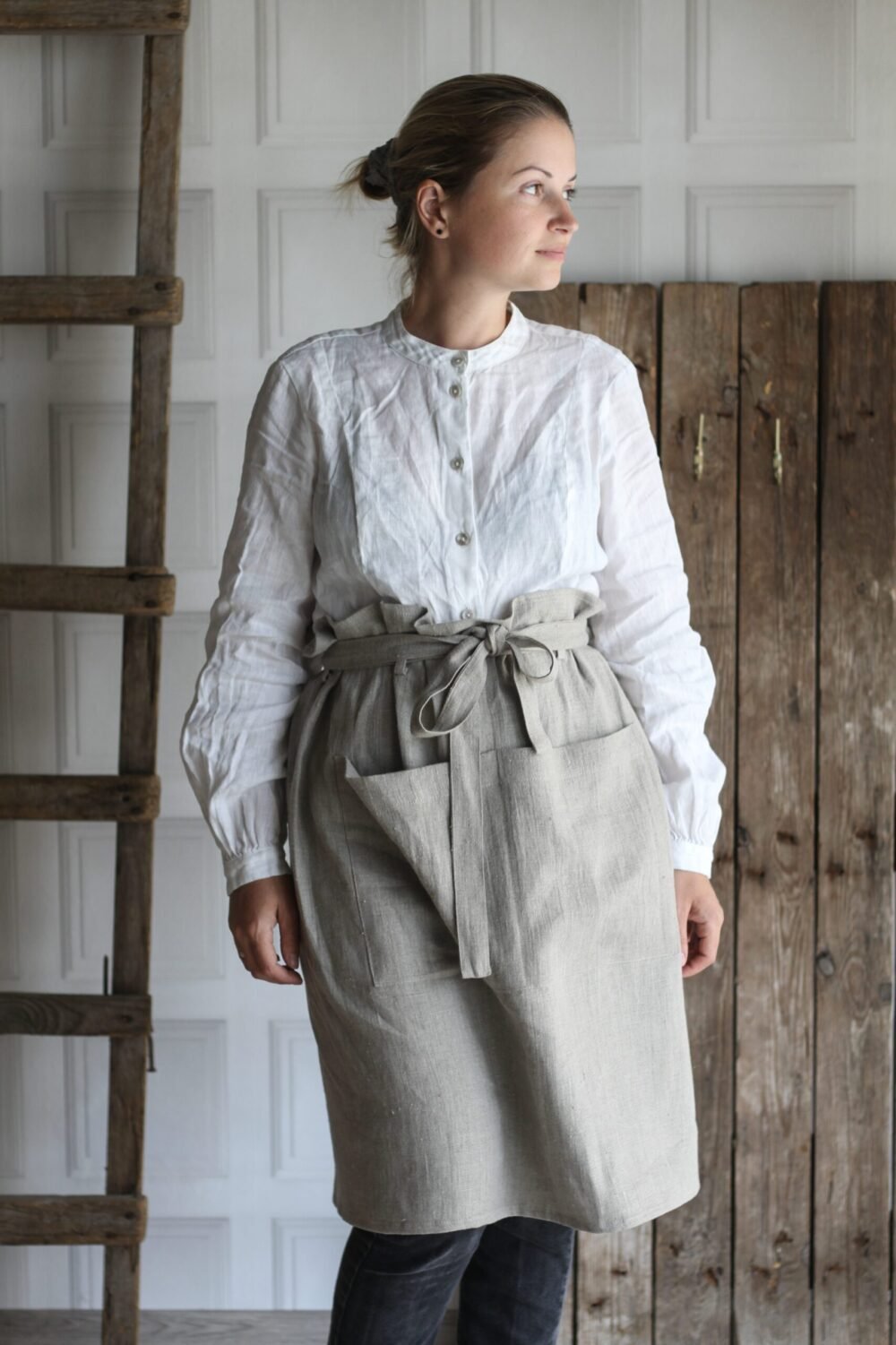 Rough linen bistro apron