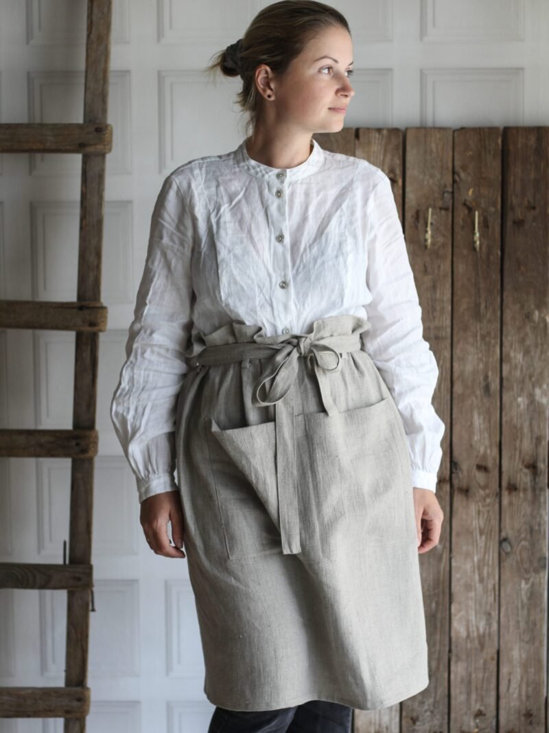 Rough linen bistro apron