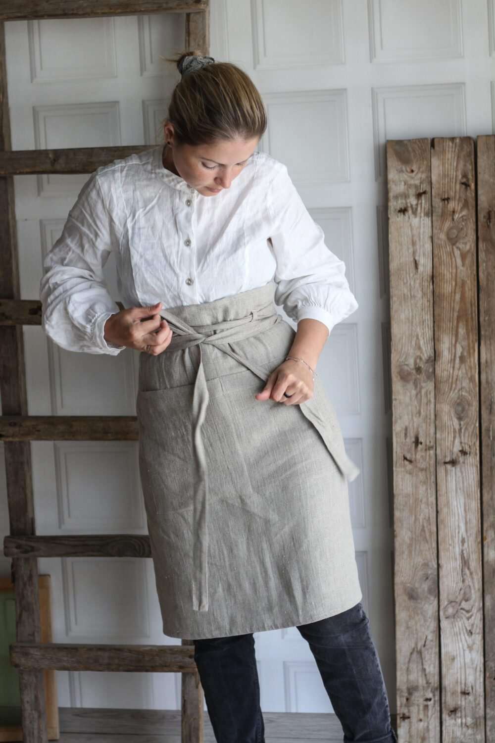 Rough linen bistro apron