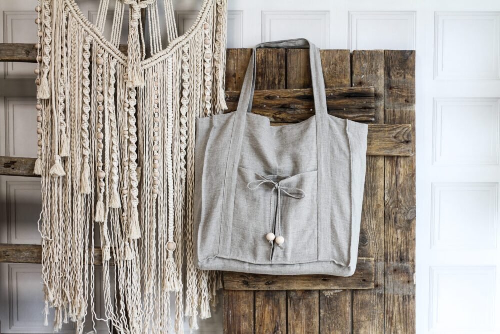 Rough linen tote bag