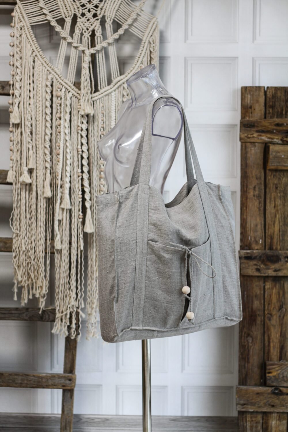 Rough linen tote bag