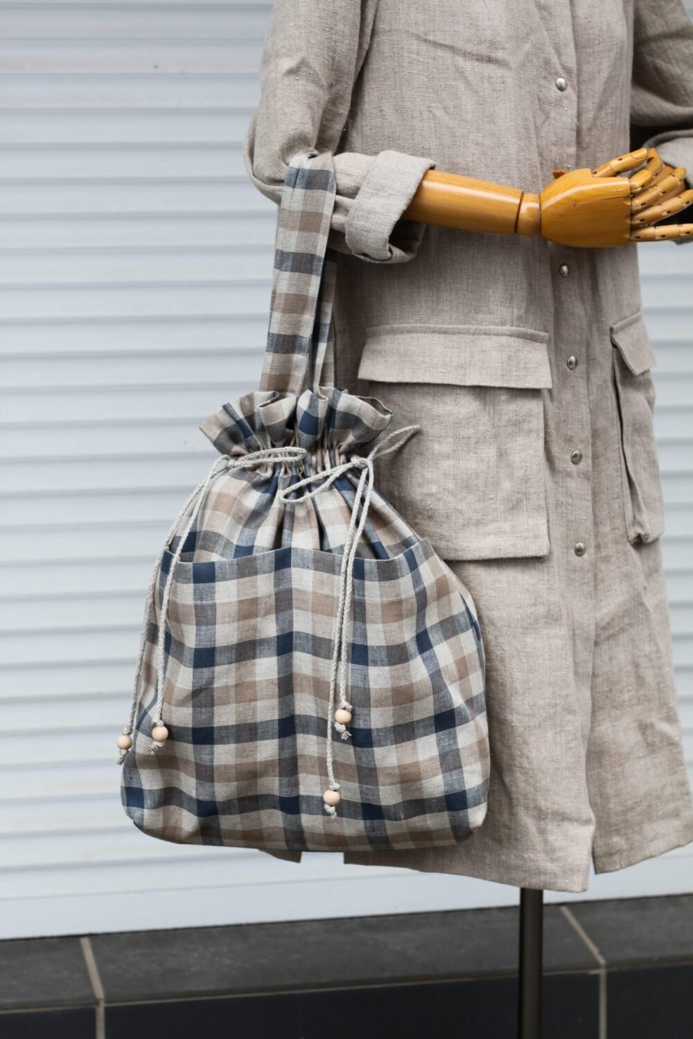 Linen drawstring tote bag